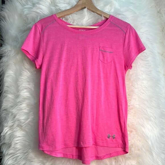 Under Armour pink pocket T-shirt - Picture 1 of 5